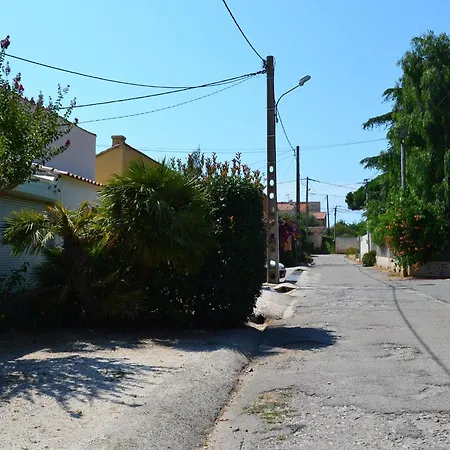 Holiday home Ideal 1km From The