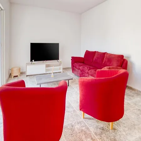 In Near Sablettes * La Seyne-sur-Mer