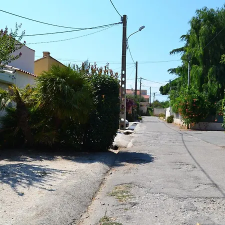 In Near Sablettes * La Seyne-sur-Mer